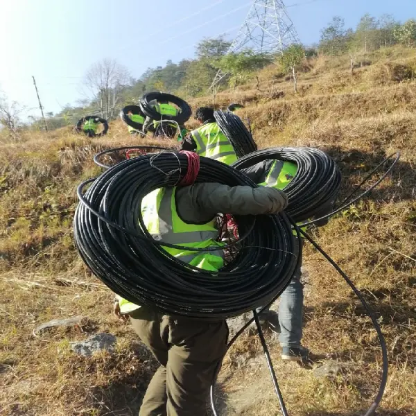 The Difference between Directly Buried Optic Cable and Aerial Optic Cable
